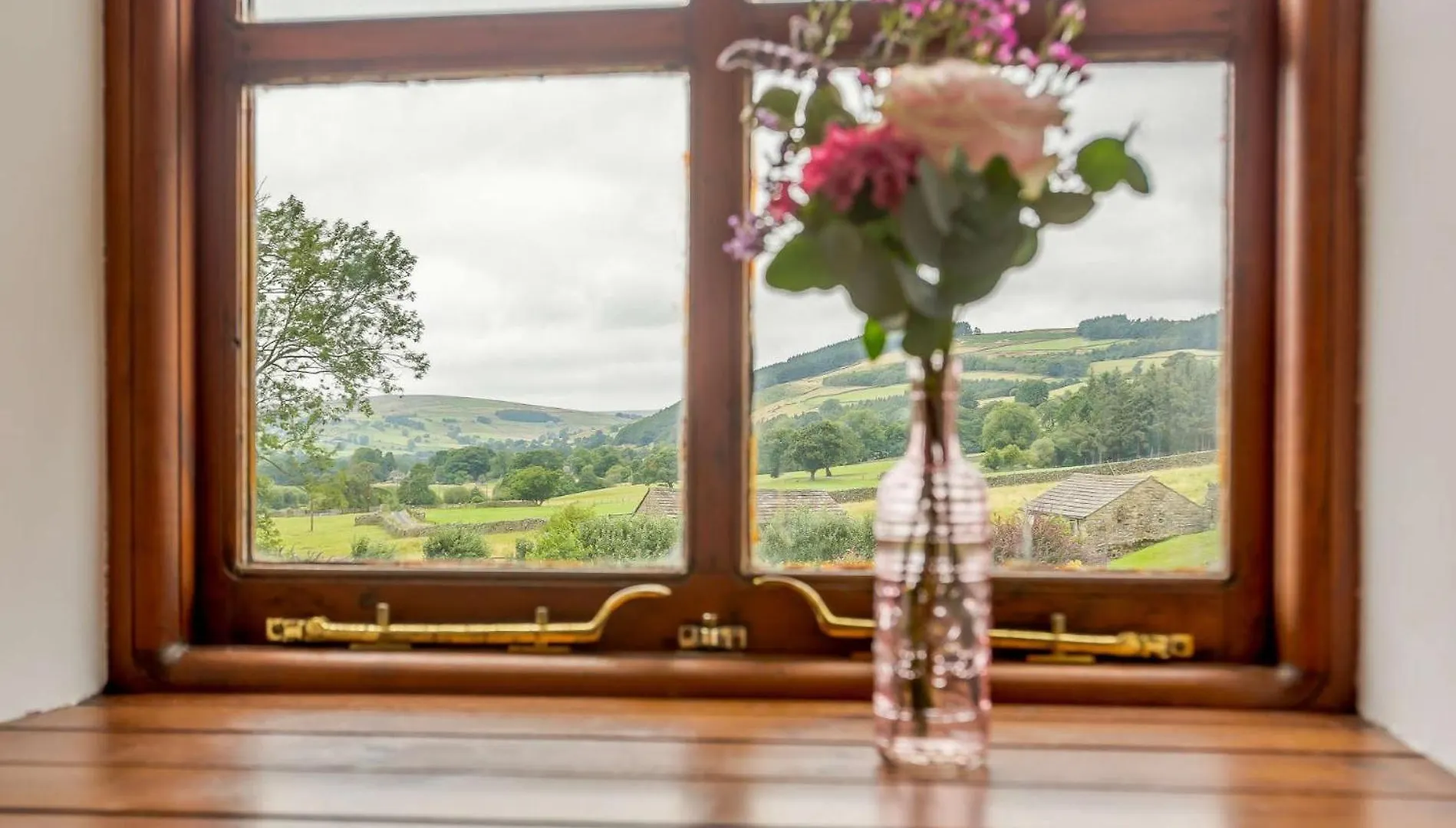 2 Bed In Ramsgill 89166 Villa Bouthwaite 0*,  United Kingdom